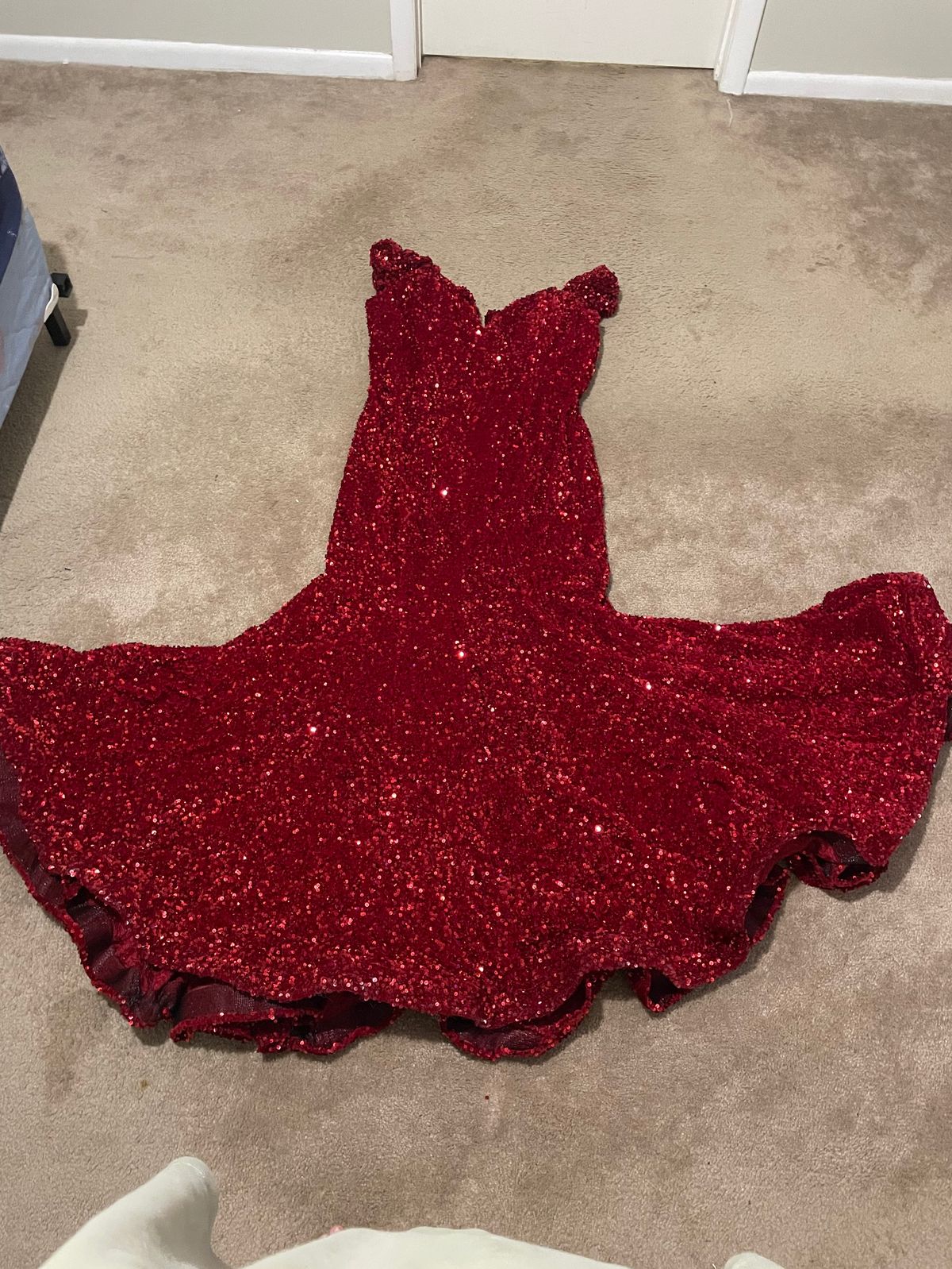 Portia and Scarlett Plus Size 22 Prom Plunge Red Mermaid Dress on Queenly