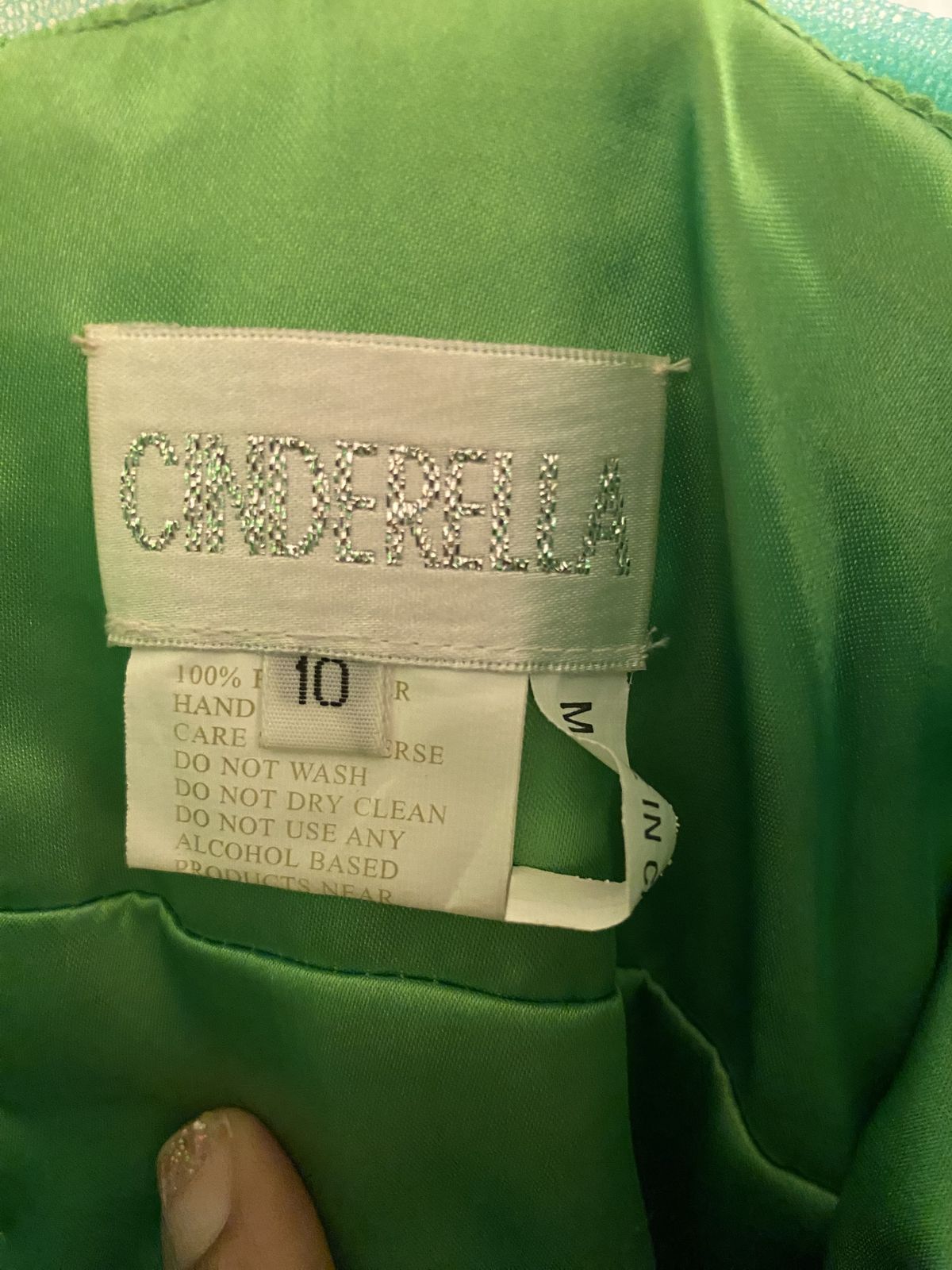 Size 10 Green Cocktail Dress on Queenly
