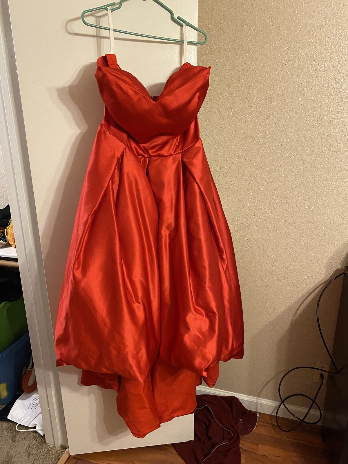 Plus Size 16 Strapless Red Ball Gown on Queenly