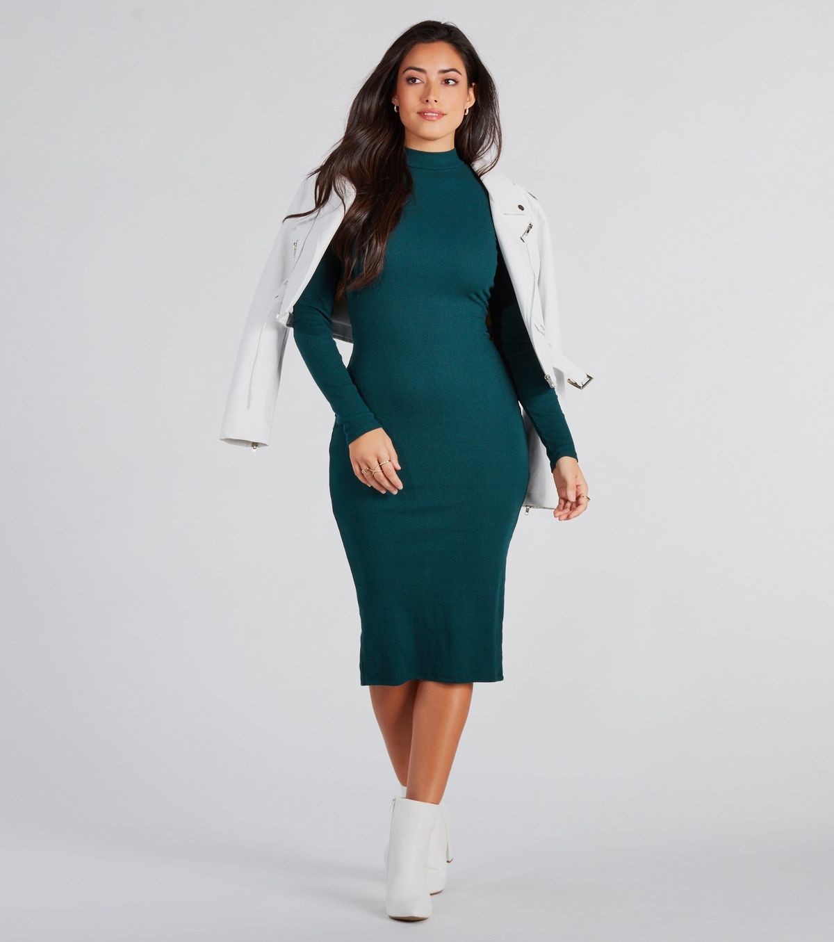Style 05102-5221 Windsor Size XS Long Sleeve Green Side Slit Dress on Queenly