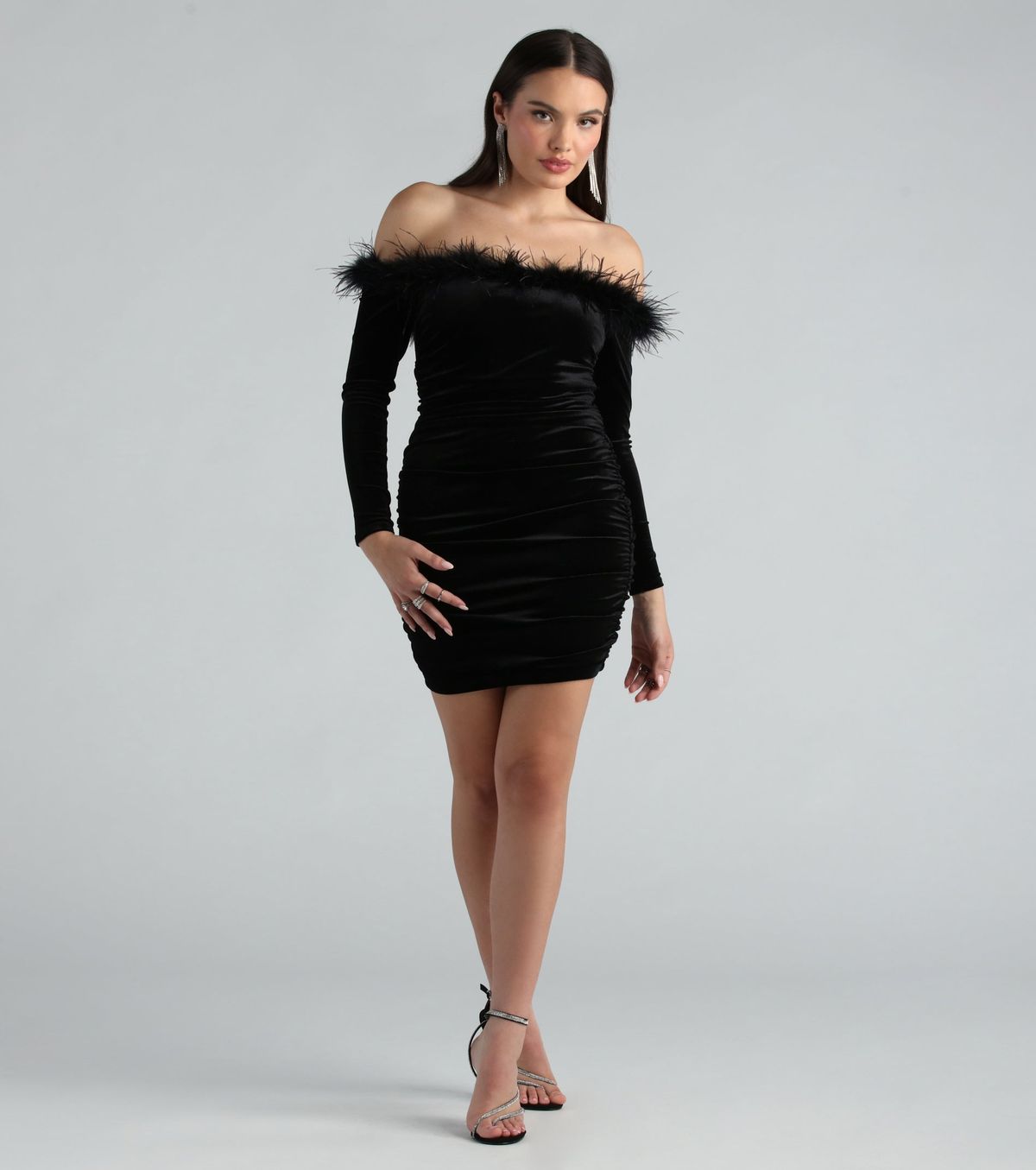 Style 05001-1601 Windsor Size M Prom Strapless Velvet Black Cocktail Dress on Queenly