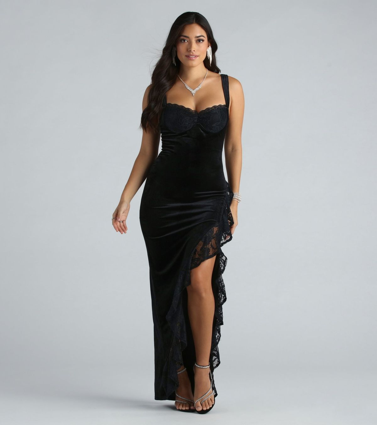 Style 05002-7688 Windsor Size S Bridesmaid Lace Black Side Slit Dress on Queenly