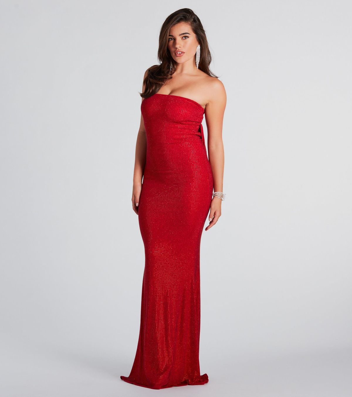 Style 05002-7740 Windsor Size XS Prom Strapless Sequined Red Floor Length Maxi on Queenly