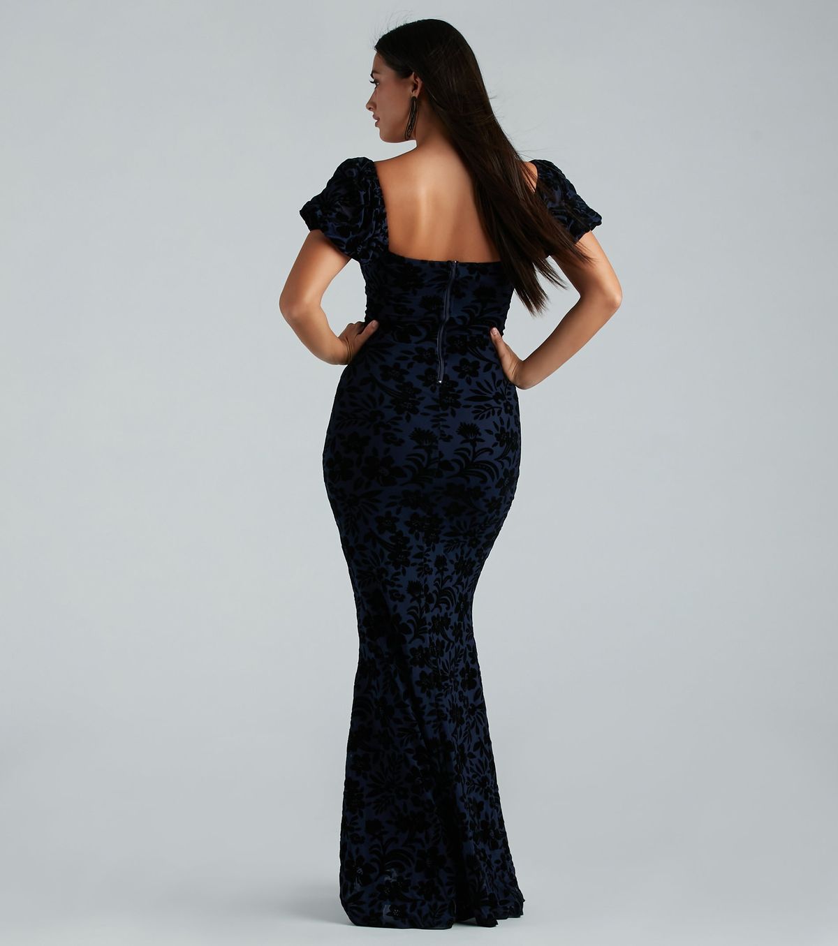 Style 05002-7594 Windsor Size XS Prom Velvet Blue Mermaid Dress on Queenly