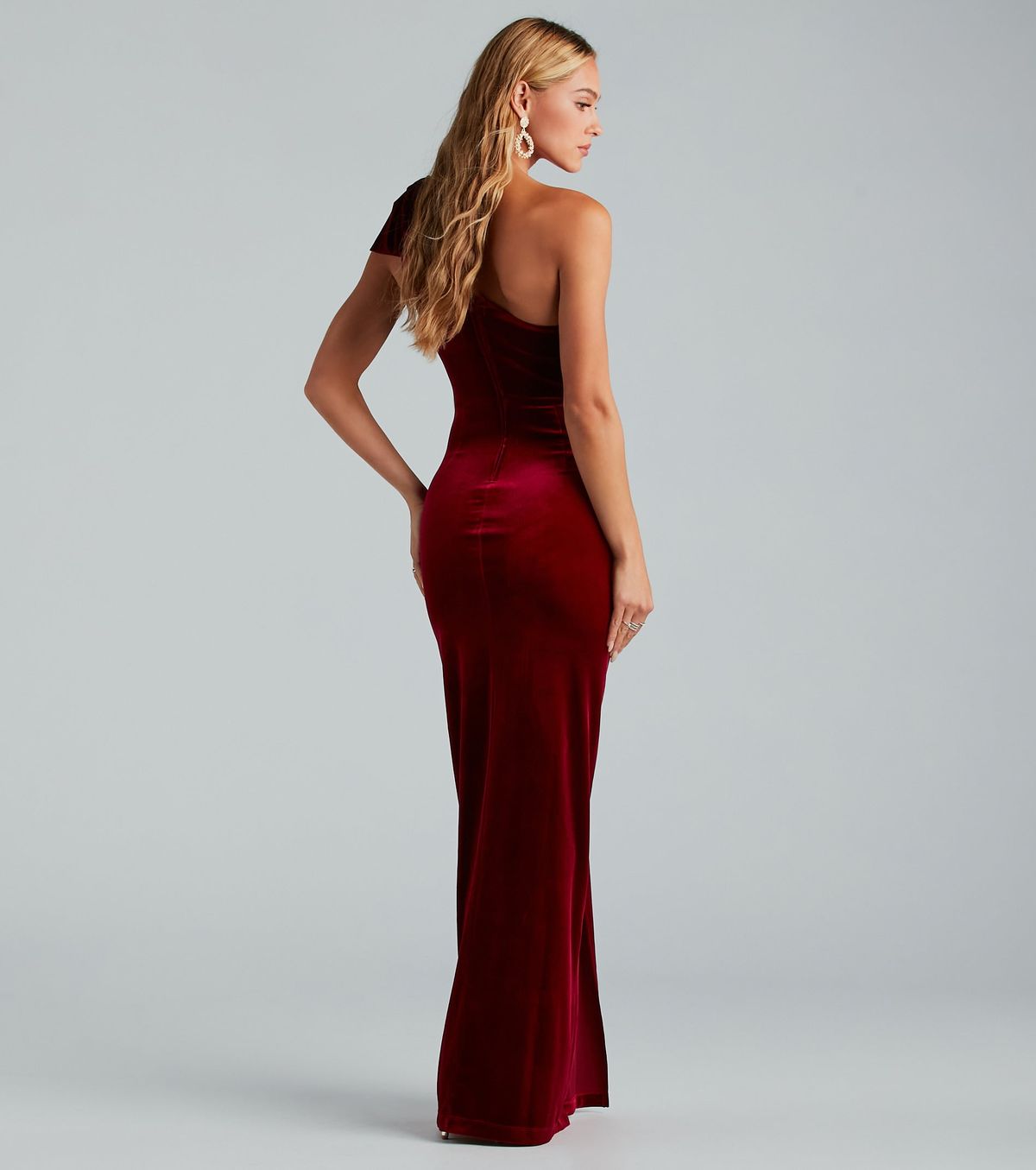 Style 05002-7593 Windsor Size S Bridesmaid Strapless Velvet Red Side Slit Dress on Queenly