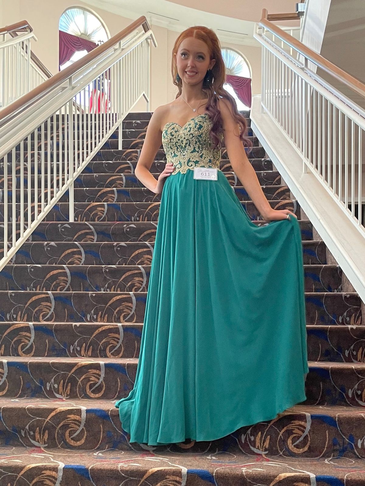 Size 0 Prom Strapless Green A-line Dress on Queenly