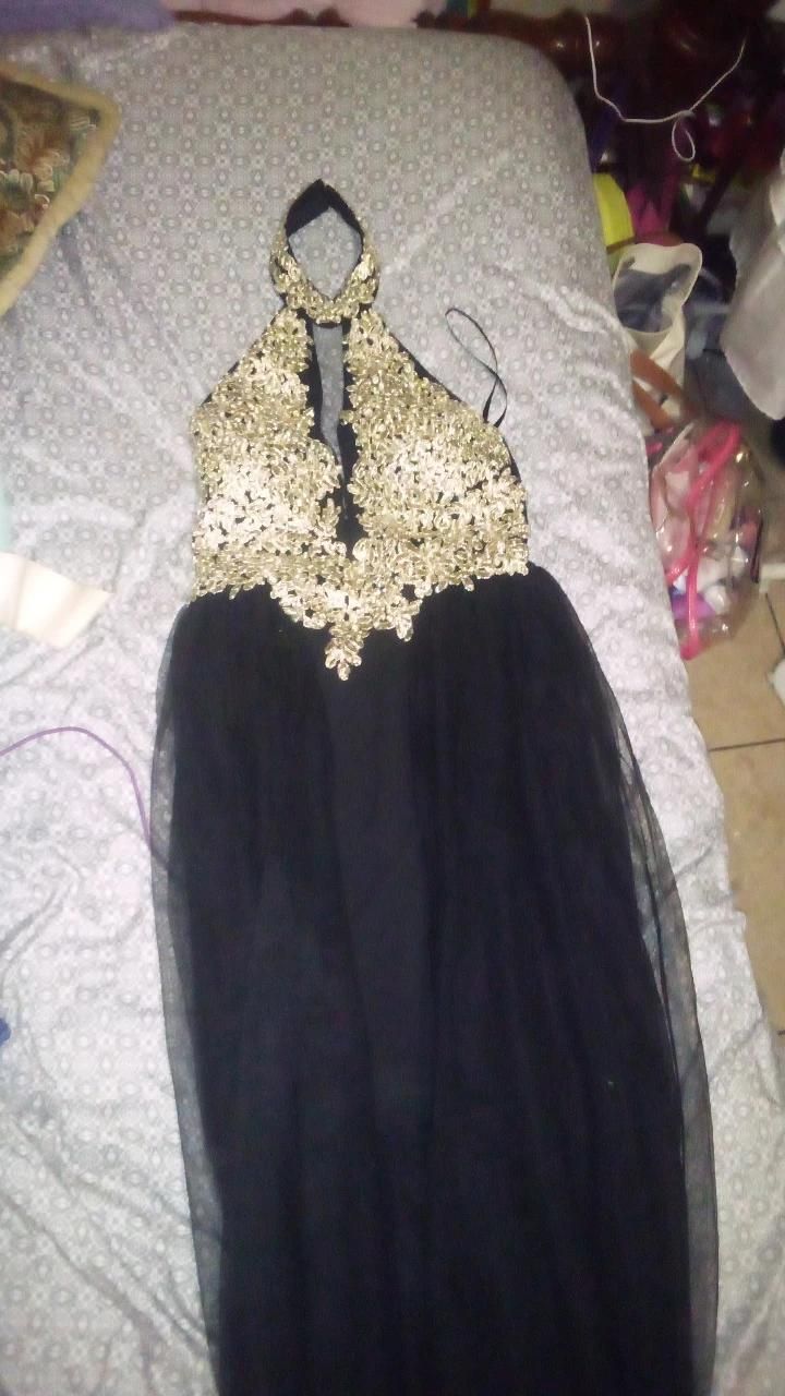 Sequin hearts  Size 12 Lace Black Ball Gown on Queenly