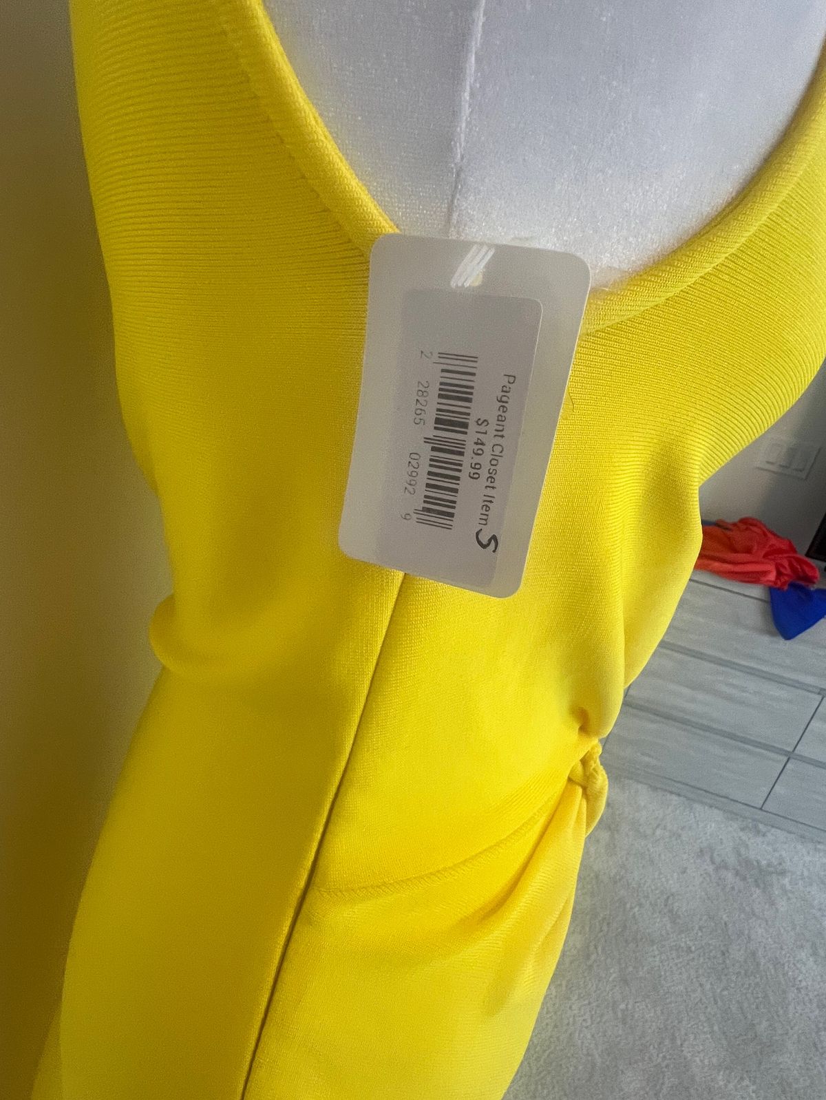 Size S Wedding Guest One Shoulder Yellow Cocktail Dress on Queenly