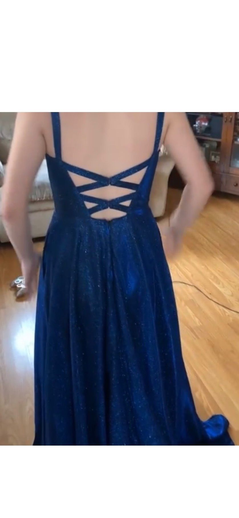 Size 4 Prom Plunge Navy Blue A-line Dress on Queenly