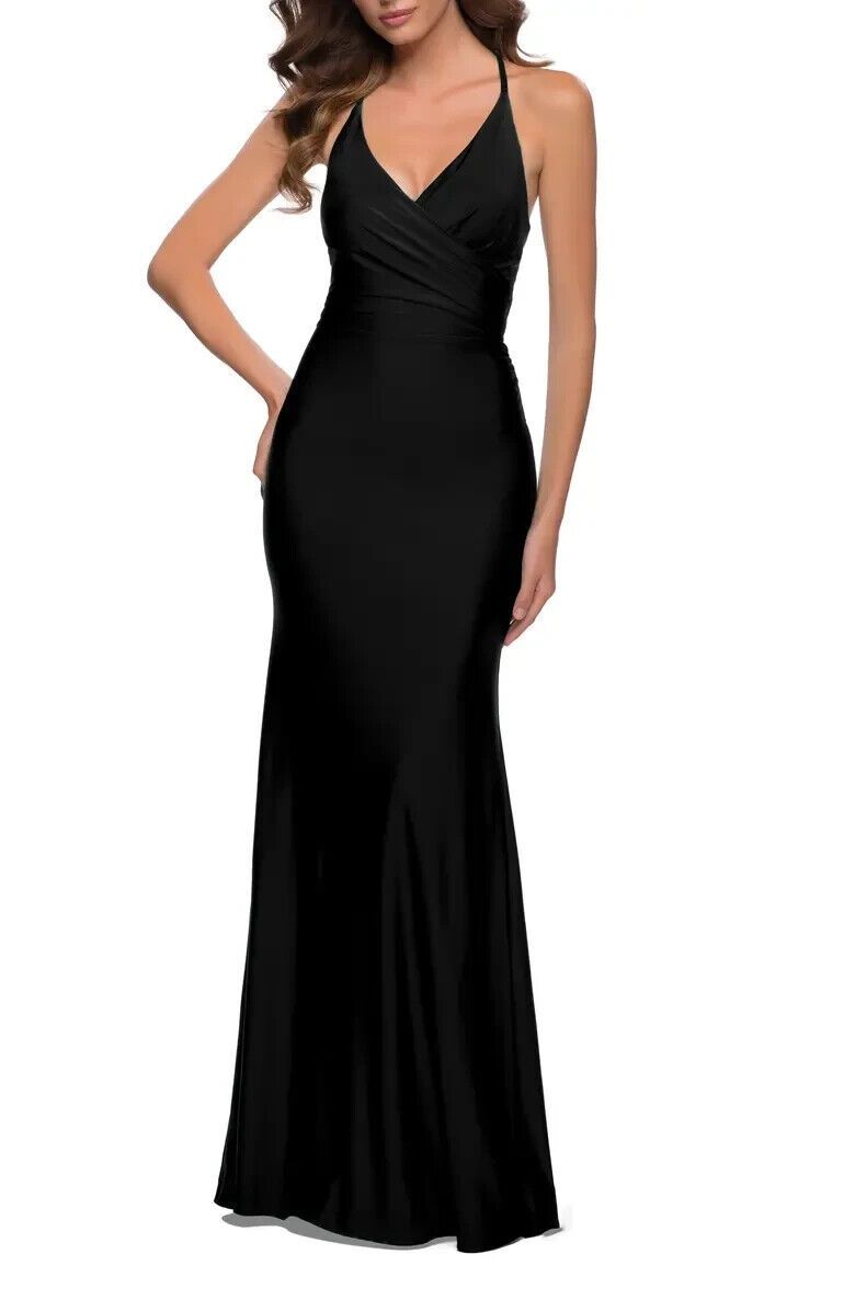 La Femme Size 6 Prom Black A-line Dress on Queenly