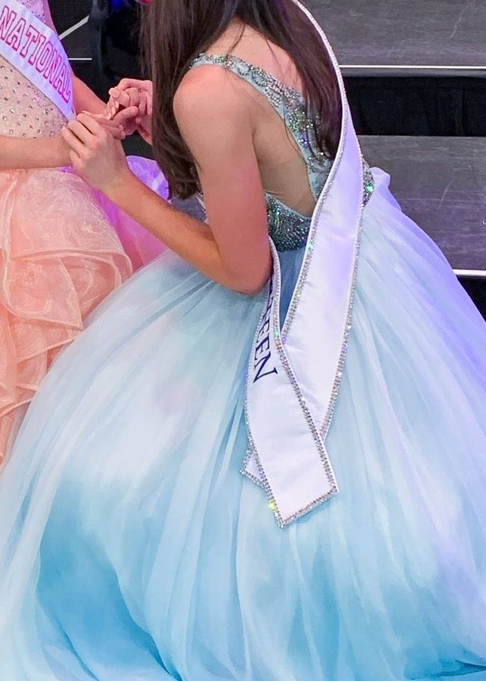 Sherri Hill Size 2 Pageant Plunge Light Blue Ball Gown on Queenly