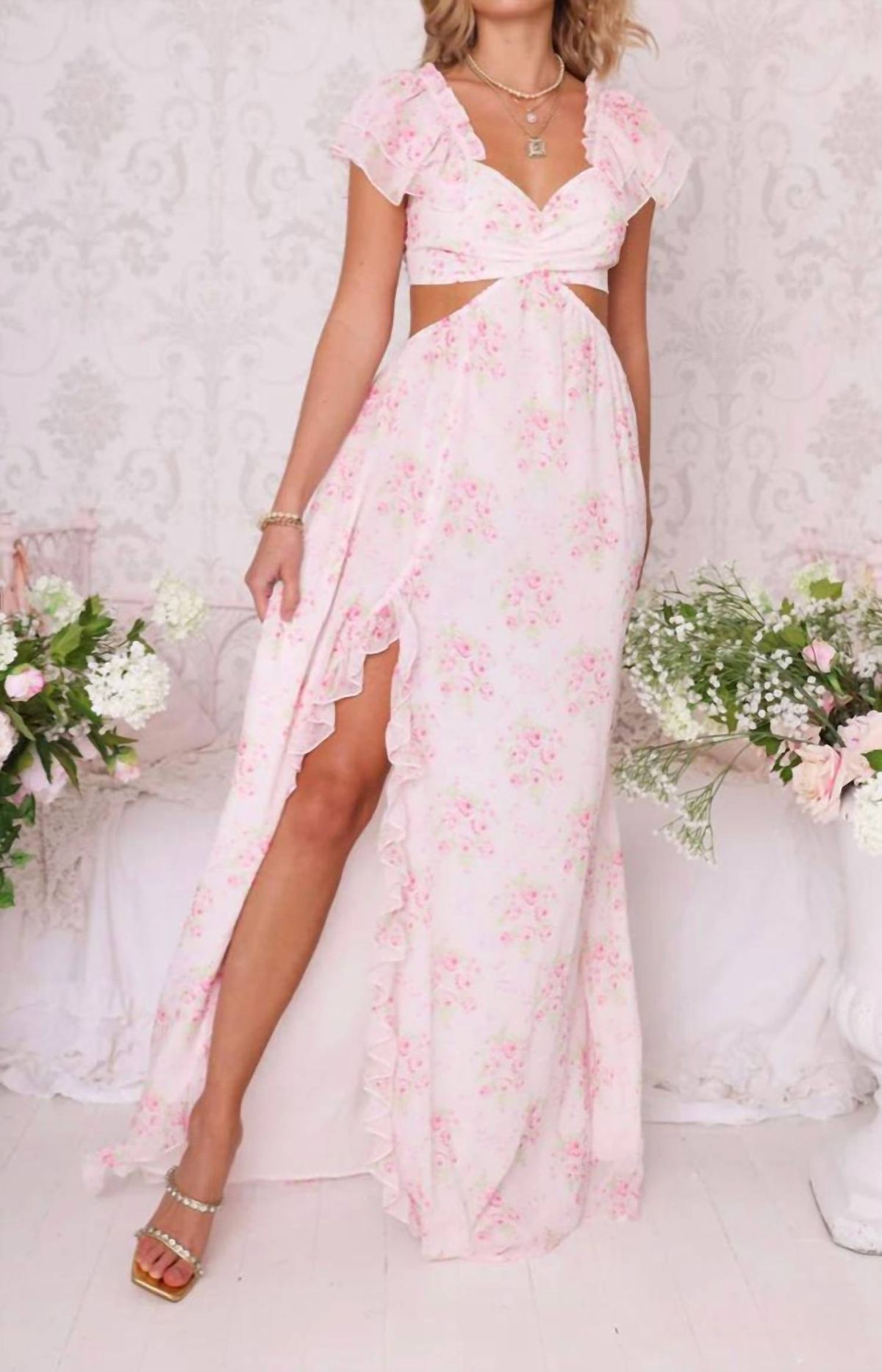 Queenly | Buy and sell prom, pageant, and formal dresses