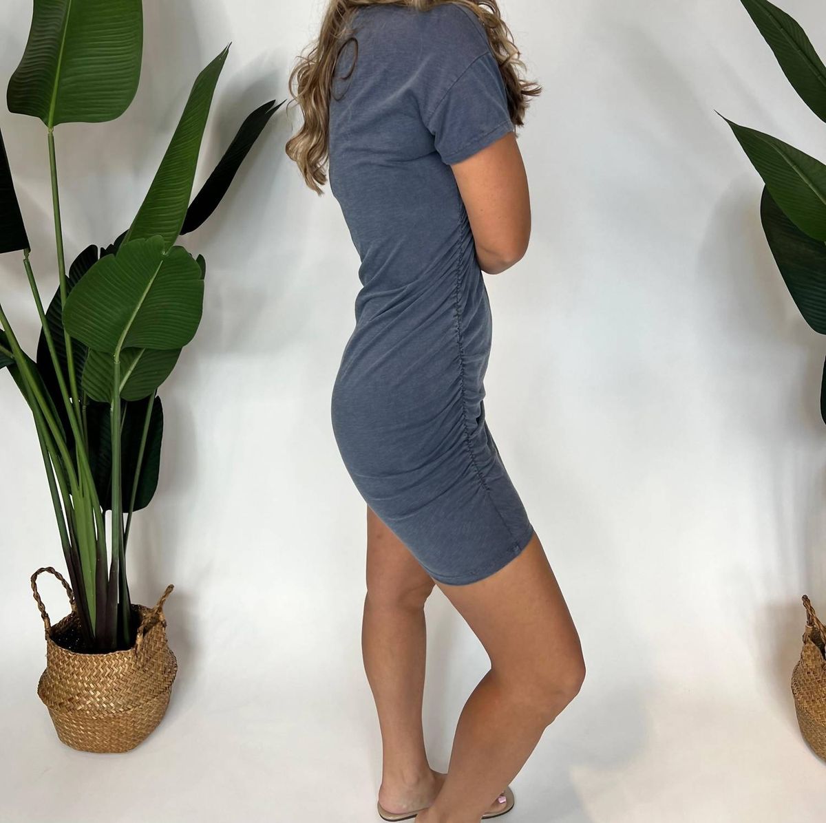 Style 1-3118541601-5 Sundry Size 0 Gray Cocktail Dress on Queenly