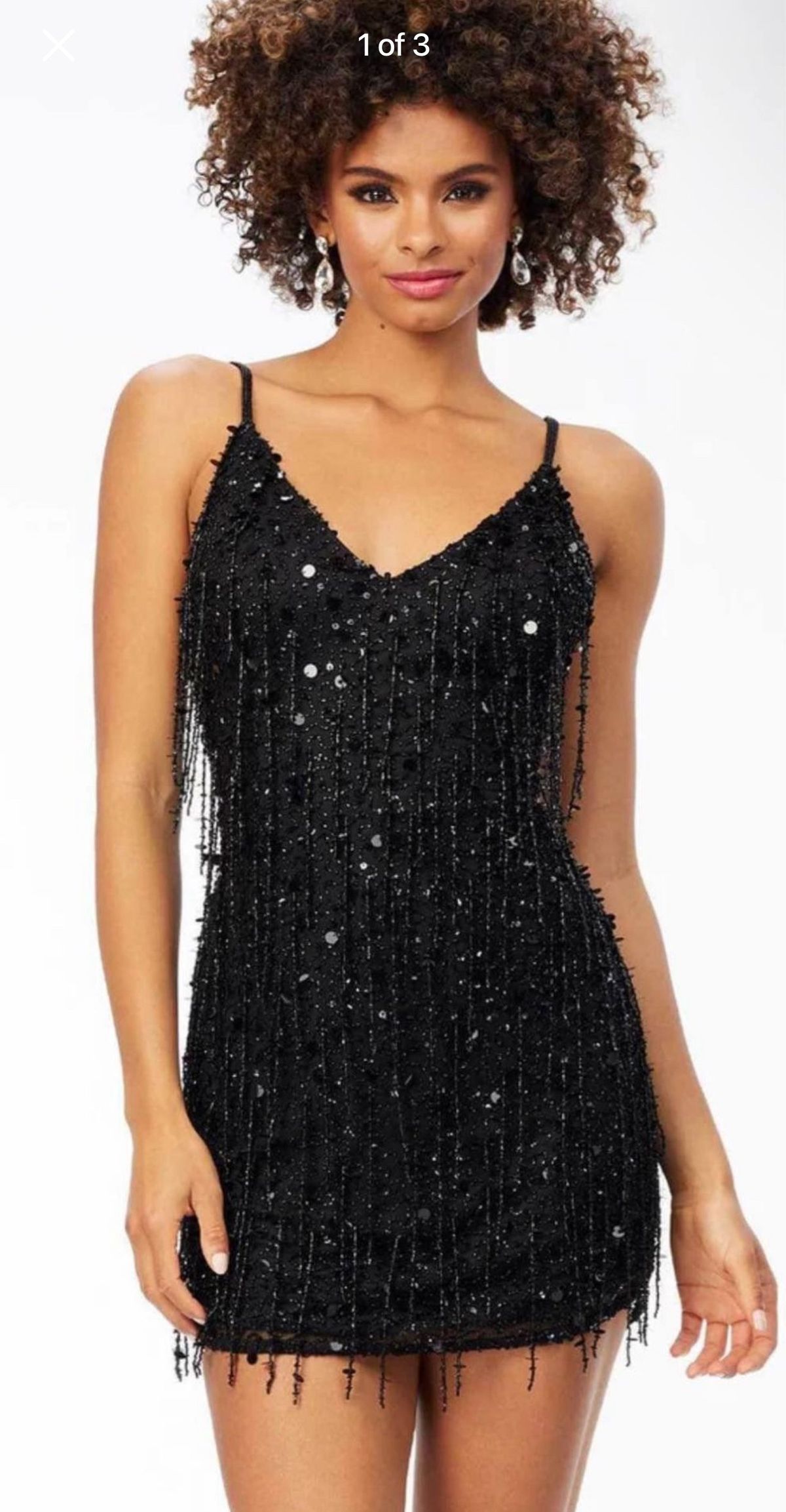 Style 4506 Ashley Lauren Size 6 Prom Plunge Black Cocktail Dress on Queenly