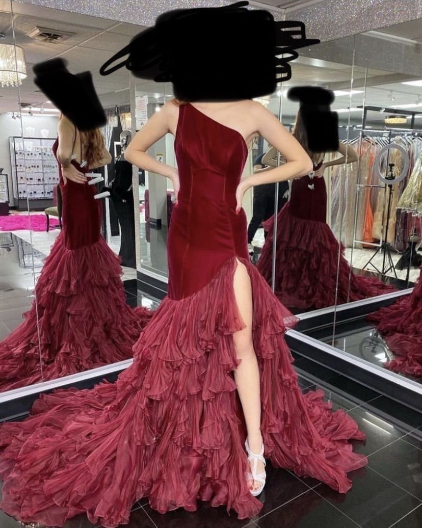 Style RS2SSV Size 2 Prom One Shoulder Velvet Red Side Slit Dress on Queenly
