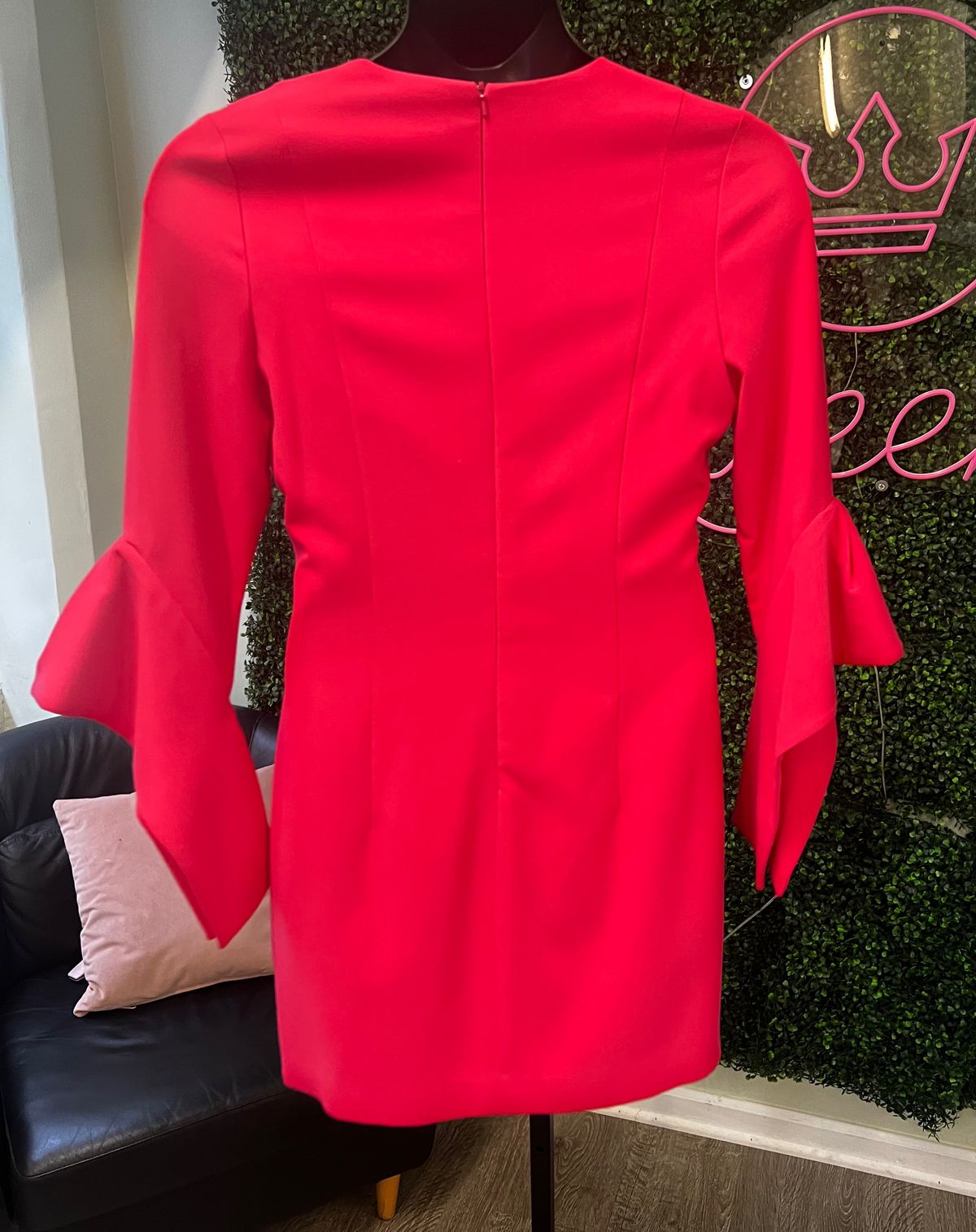 Black Halo Size 12 Homecoming Long Sleeve Pink Cocktail Dress on Queenly