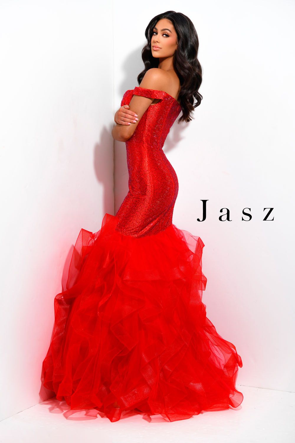 Style 7334 Jasz Couture Size 4 Prom Off The Shoulder Red Mermaid Dress on Queenly