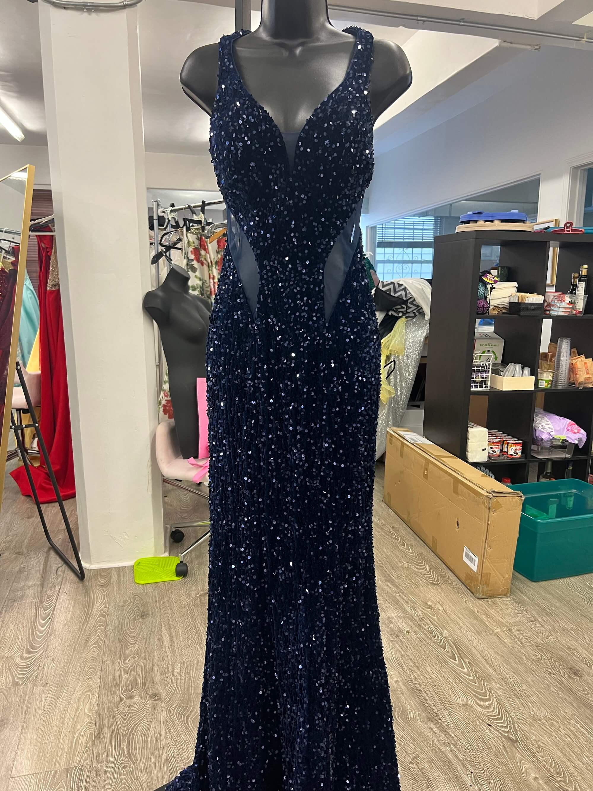 Style ES10891 Faviana Size 4 Prom Velvet Navy Black Mermaid Dress on Queenly