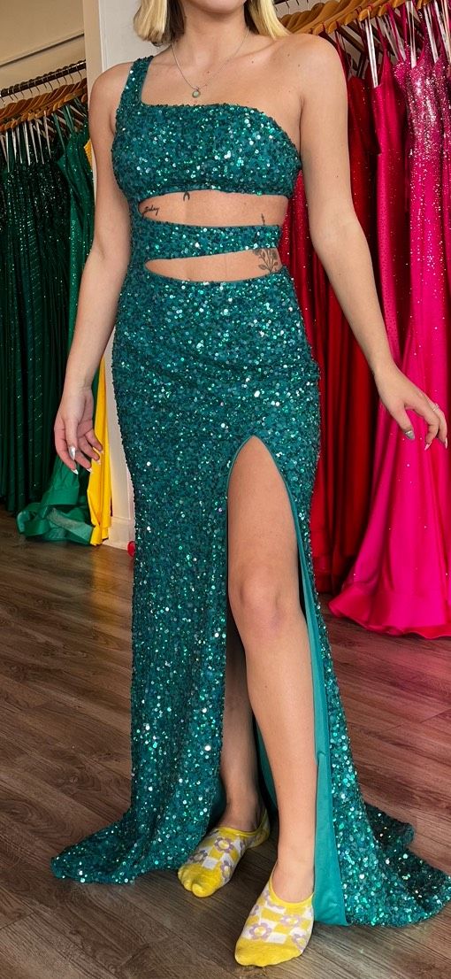 Chandalier Size 00 Prom One Shoulder Turquoise Green Mermaid Dress on Queenly