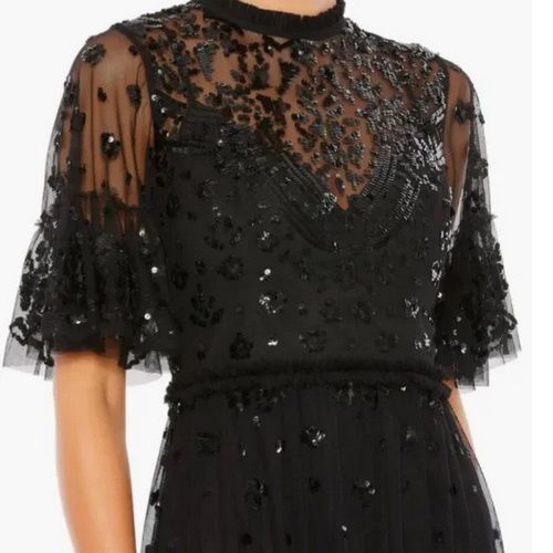 Mac Duggal Size 6 Sequined Black Cocktail Dress on Queenly