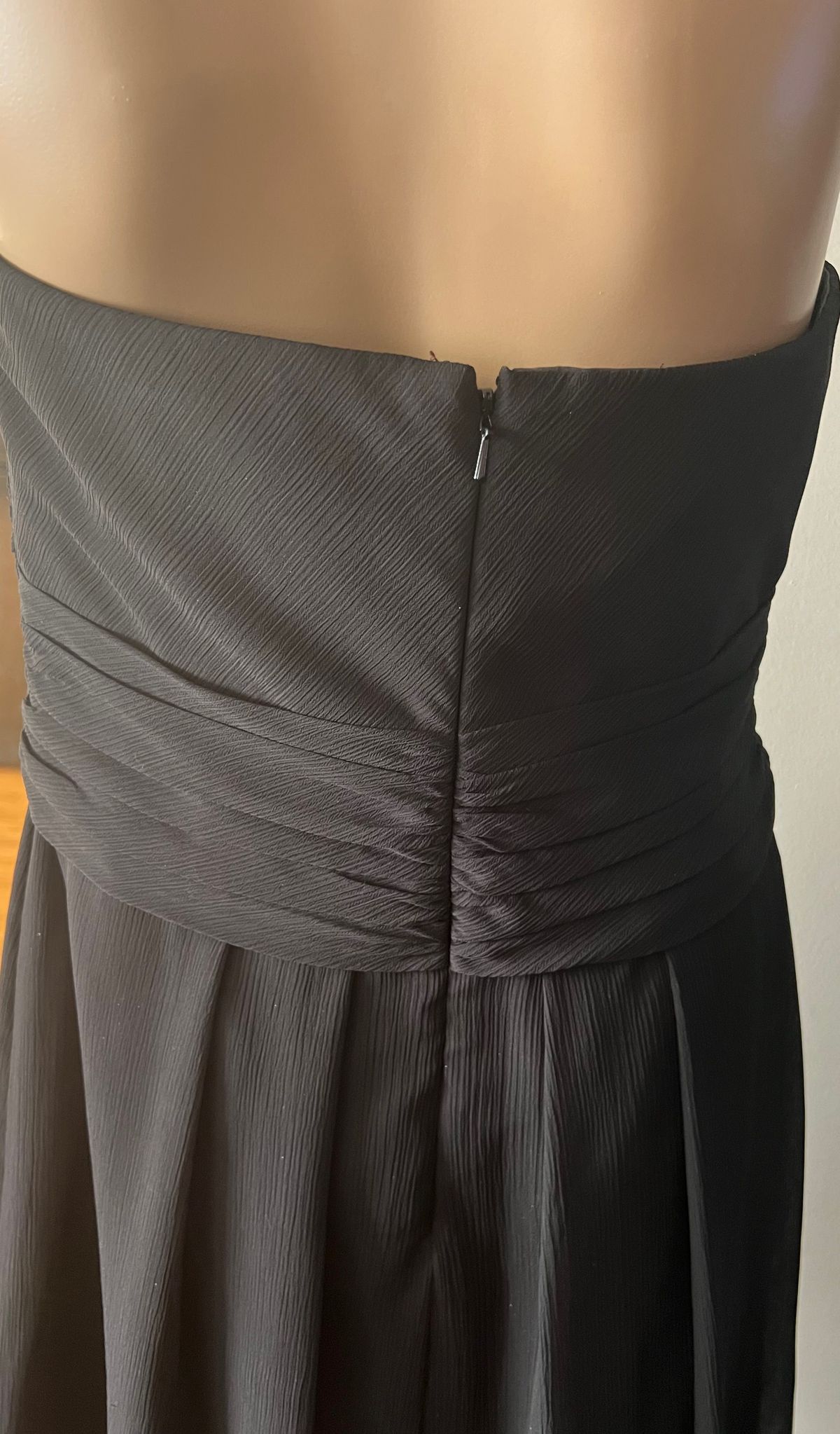 David's Bridal Size 8 Strapless Black Cocktail Dress on Queenly