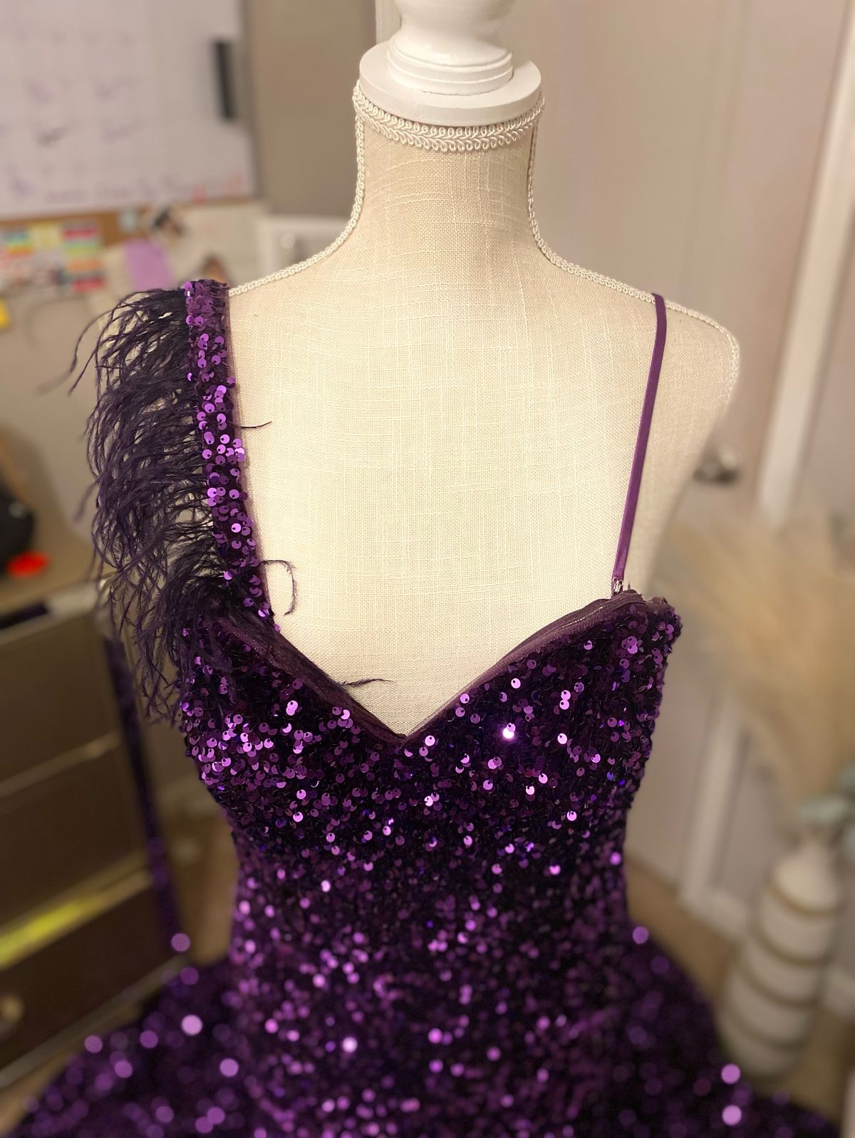 Style 48021 MoriLee Size 12 Prom Plunge Purple Mermaid Dress on Queenly