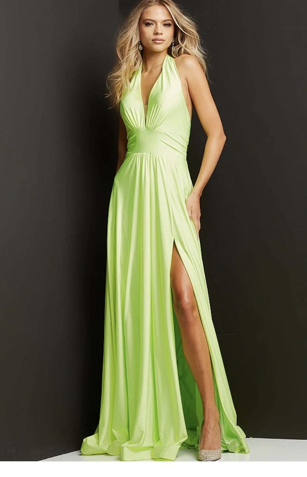 Jovani Size 6 Prom Halter Lime Green Floor Length Maxi on Queenly
