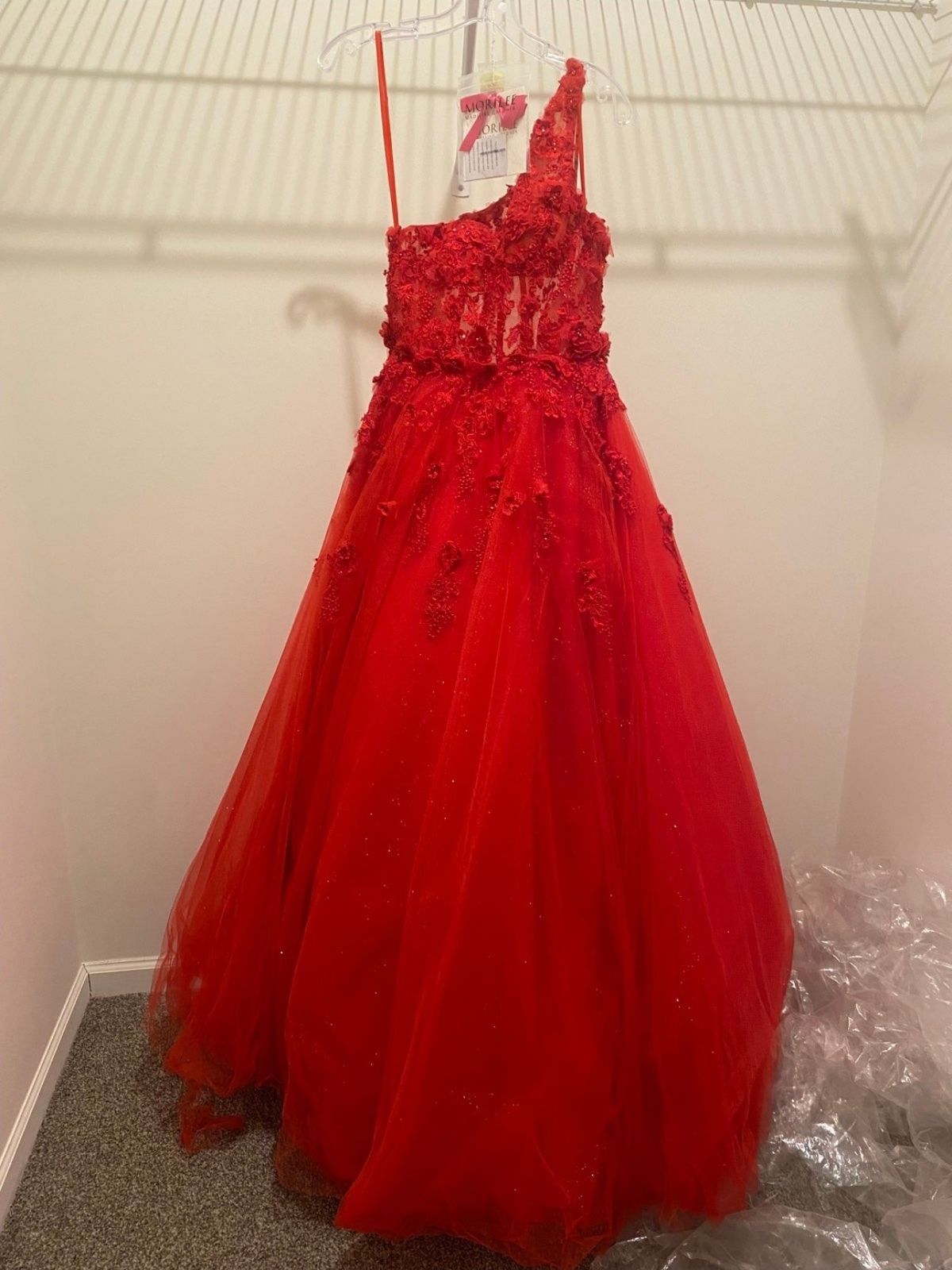 Nicole Bakti Size 2 Prom Red Ball Gown on Queenly