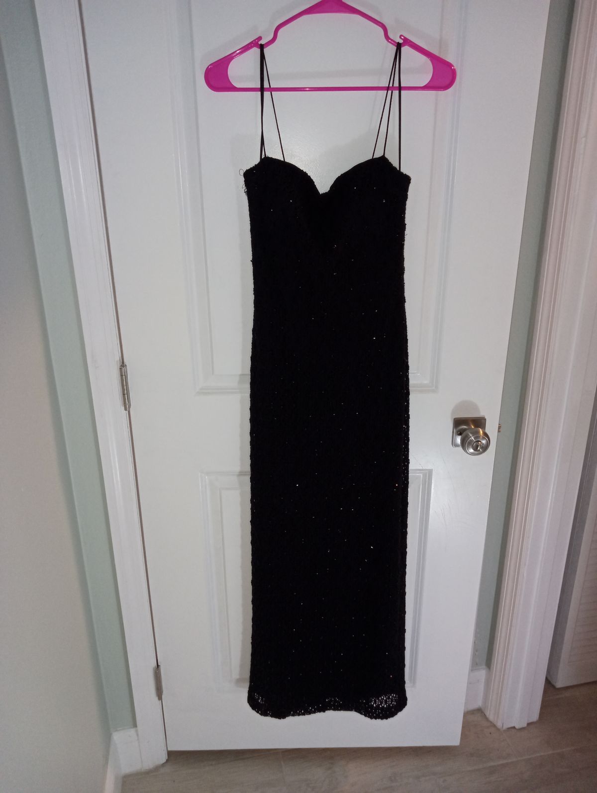 Size 2 Homecoming Lace Black Floor Length Maxi on Queenly
