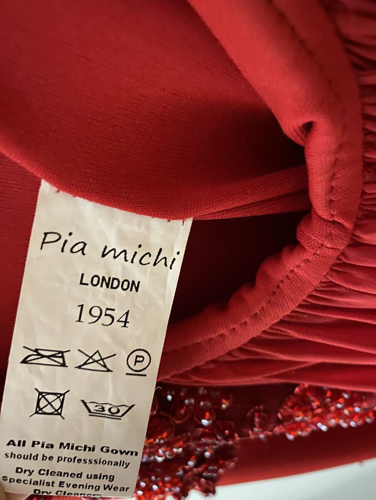 Style 1954 Pia Michi Size 4 Red Mermaid Dress on Queenly