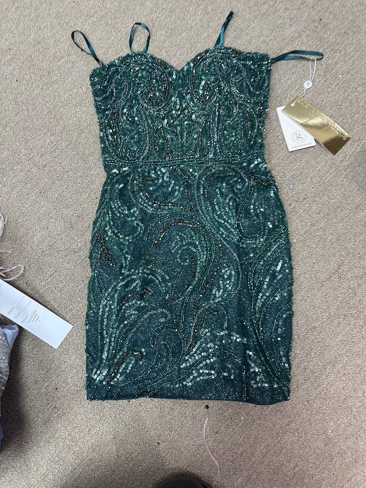 Portia and Scarlett Size 2 Homecoming Strapless Green Cocktail Dress on Queenly
