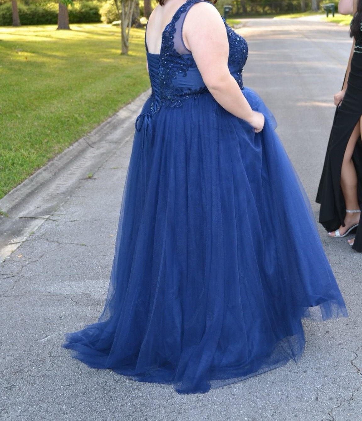 Plus Size 20 Prom Plunge Blue Ball Gown on Queenly