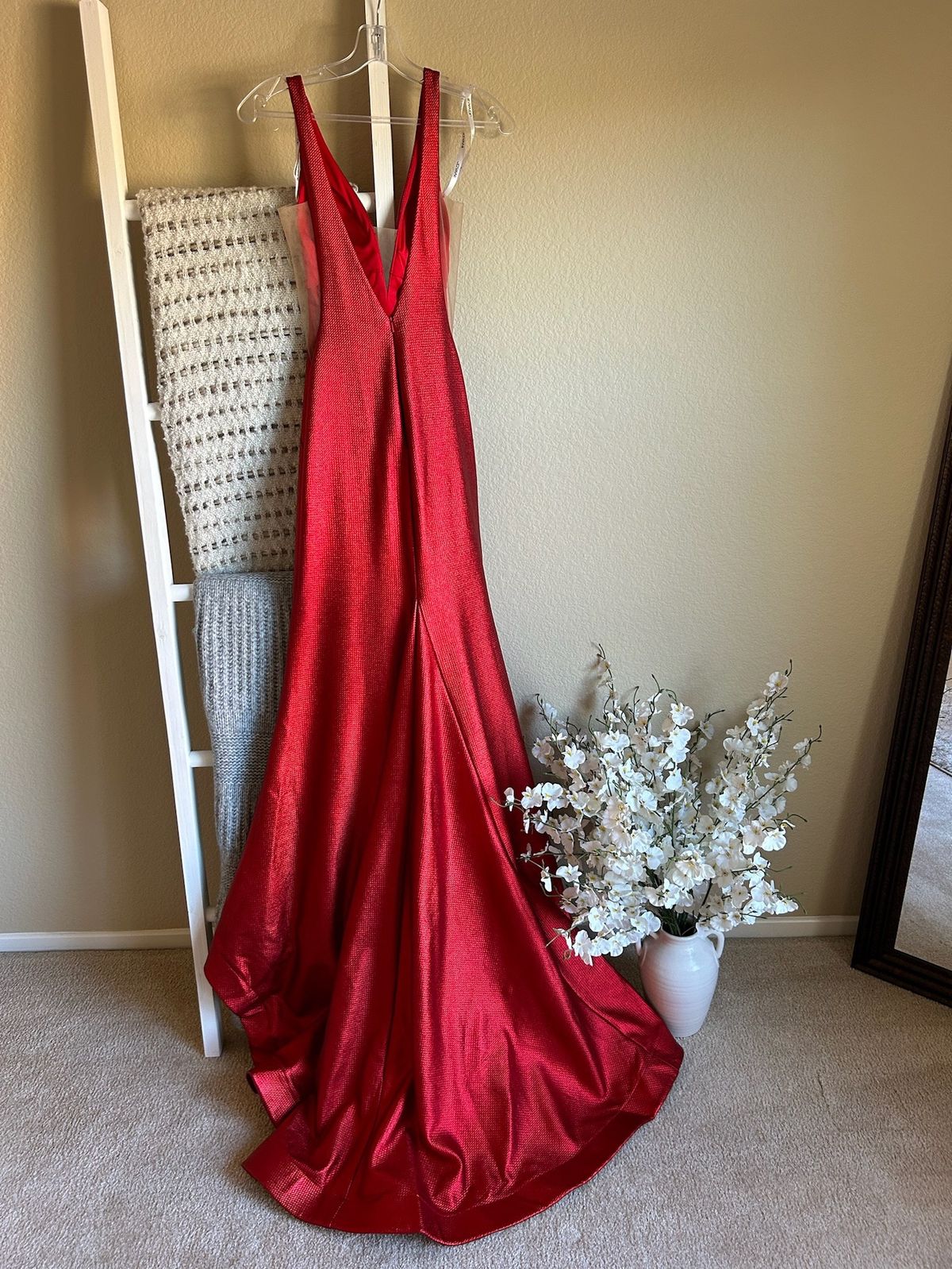 Jovani Size 0 Prom Plunge Red Mermaid Dress on Queenly