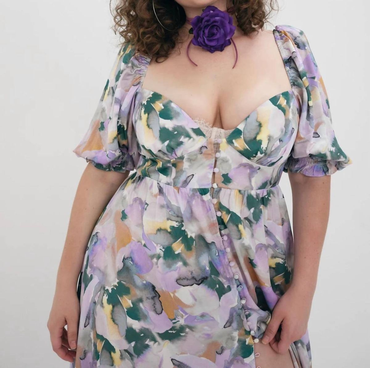 Style 1-113059297-3855 for Love & Lemons Size XS Floral Purple Side Slit Dress on Queenly