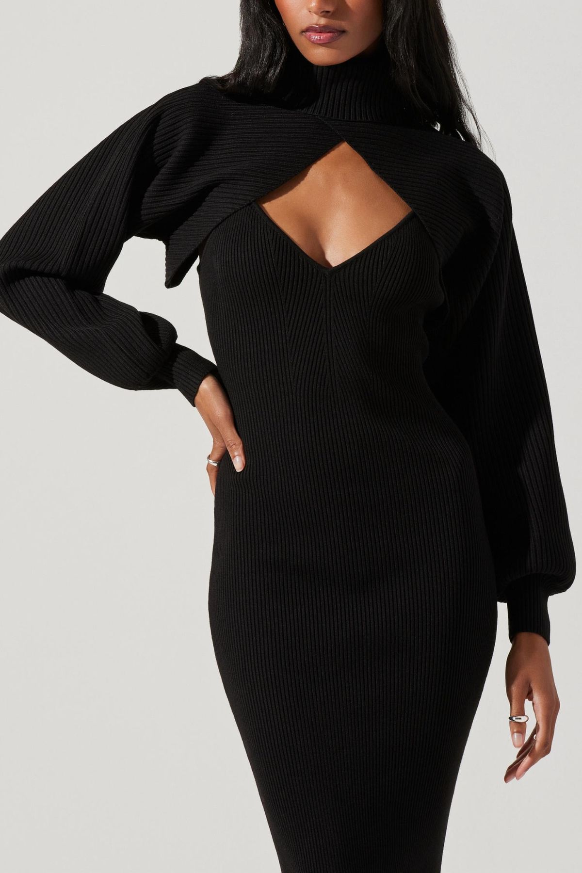 Style 1-3836169289-3471 ASTR Size S Long Sleeve Black Cocktail Dress on Queenly