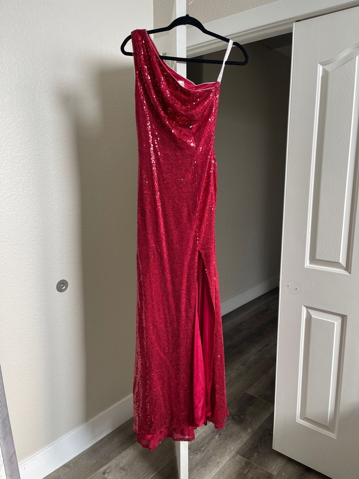 JJs House Size S Prom One Shoulder Red Side Slit Dress on Queenly