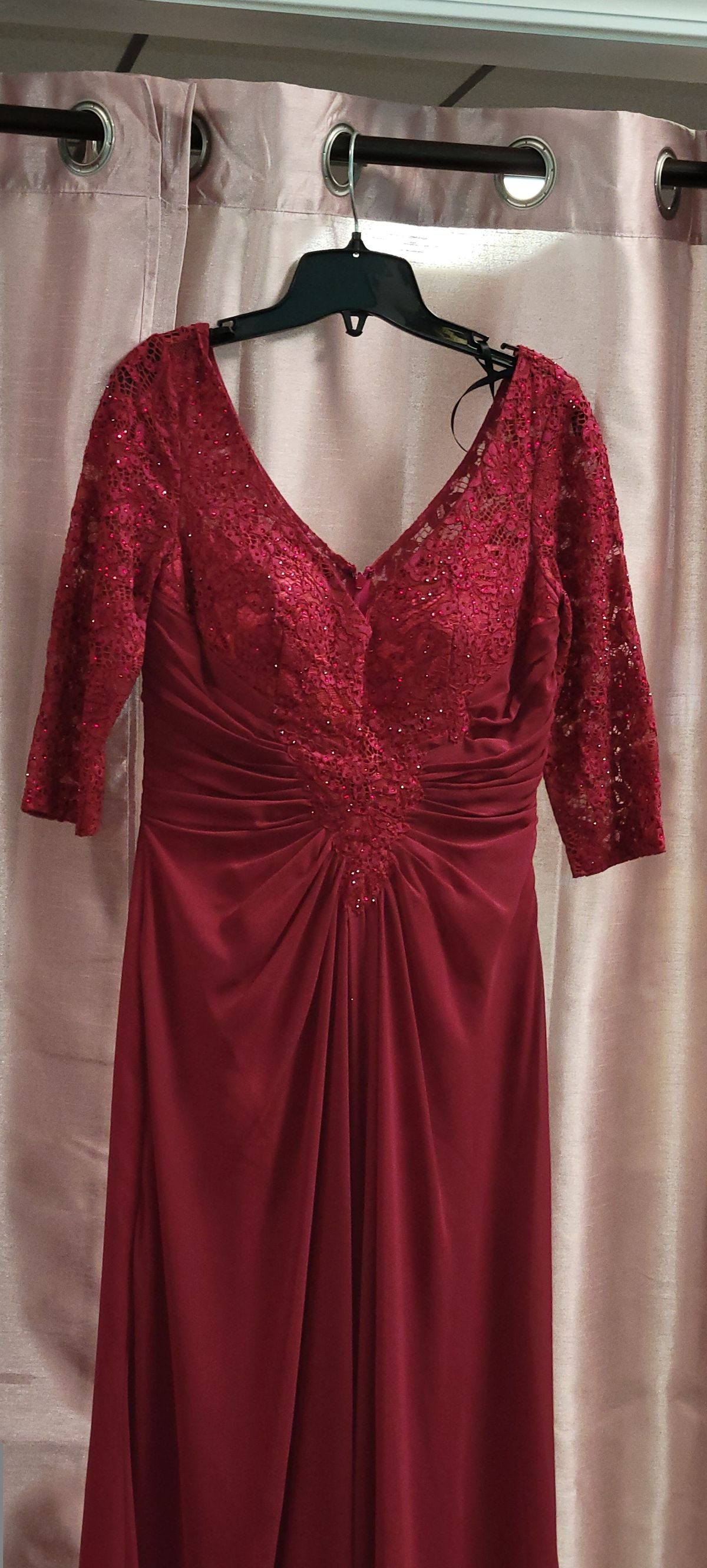Alyce Paris Size 4 Prom Red A-line Dress on Queenly