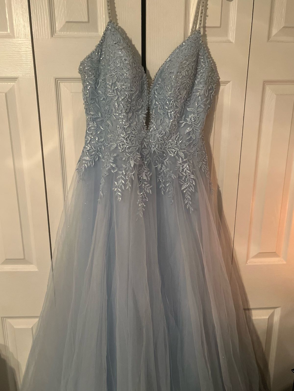 Size 12 Prom Plunge Lace Blue Ball Gown on Queenly