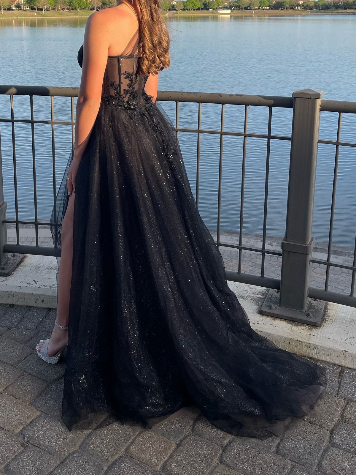 Style GB17475AAL Gianni Bini Size 4 Prom Plunge Black Ball Gown on Queenly