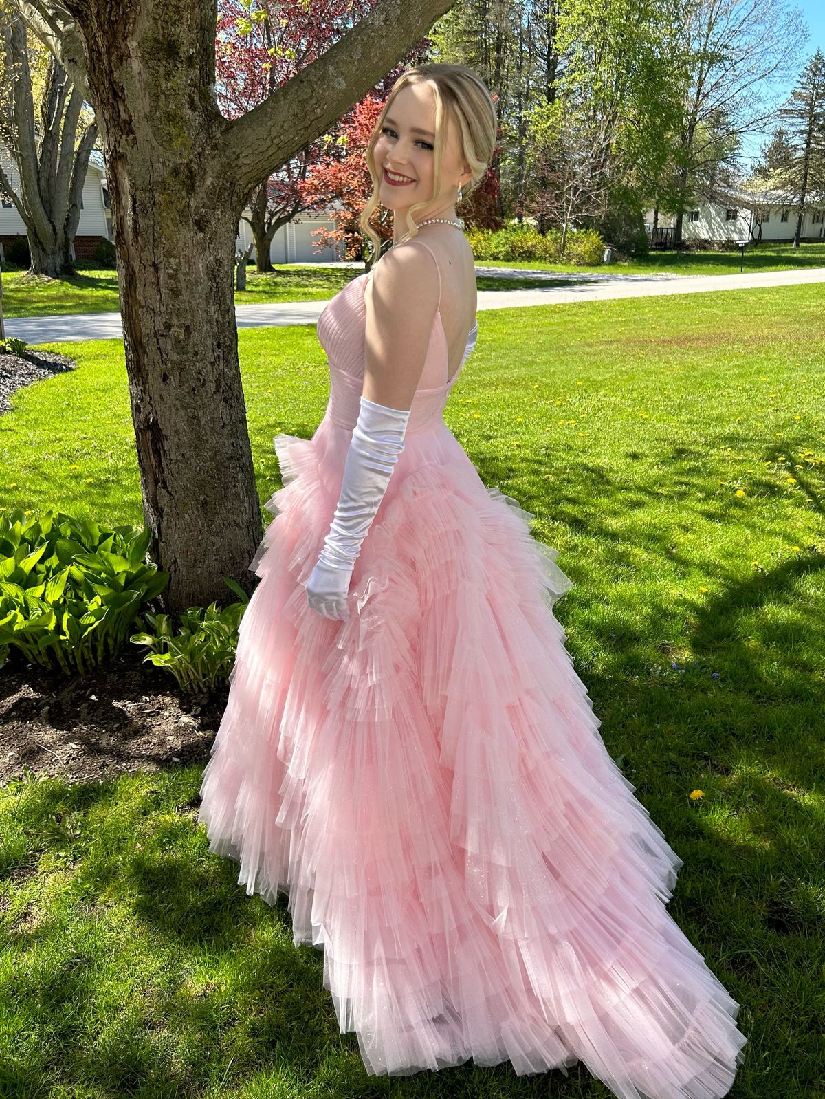 Sherri Hill Size 4 Prom Plunge Pink Ball Gown on Queenly
