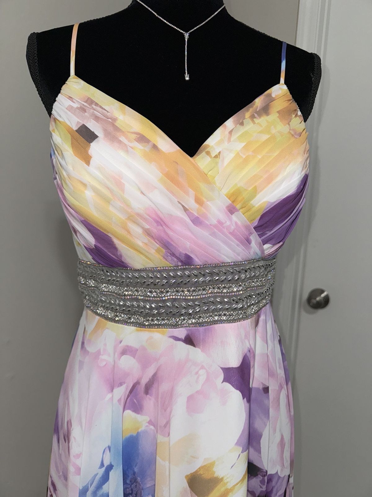 Style 521860098 Xscape Size S Prom Plunge Multicolor A-line Dress on Queenly