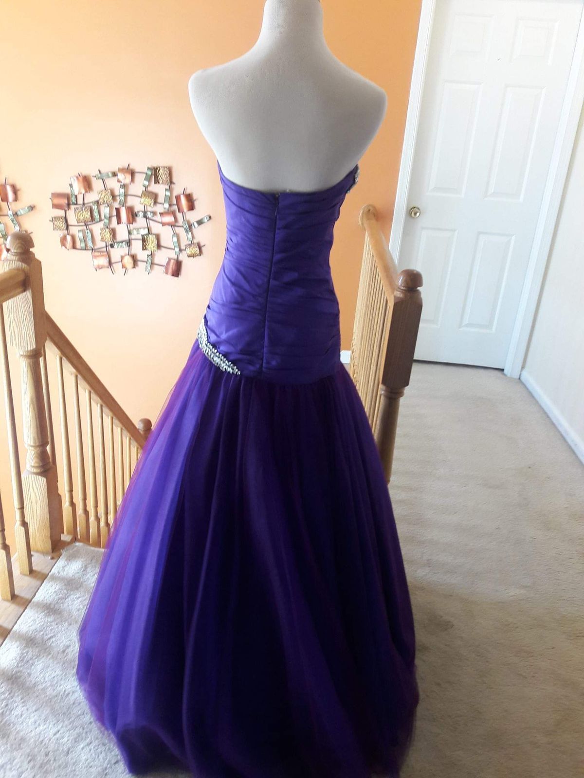 Sherri Hill Size 0 Prom Strapless Sequined Purple Ball Gown on Queenly