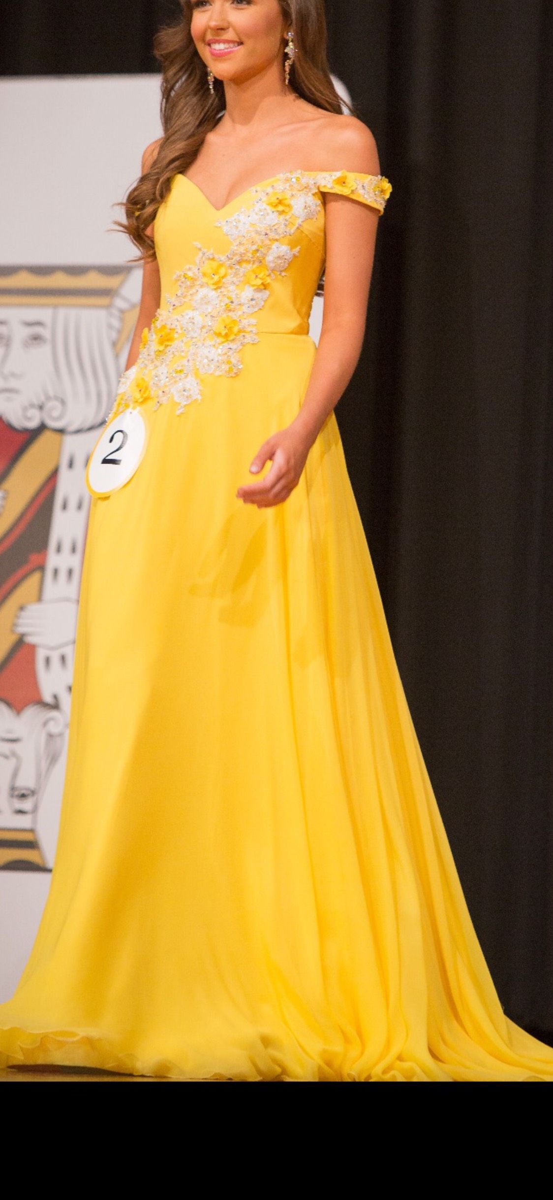 Gregory Ellenburg Size 00 Pageant Off The Shoulder Yellow Floor Length Maxi on Queenly