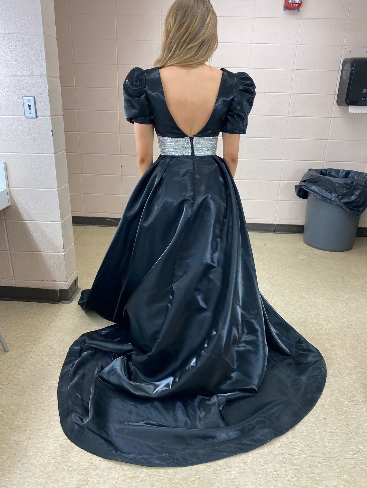 Johnathan Kayne Size 2 Prom Plunge Black Ball Gown on Queenly