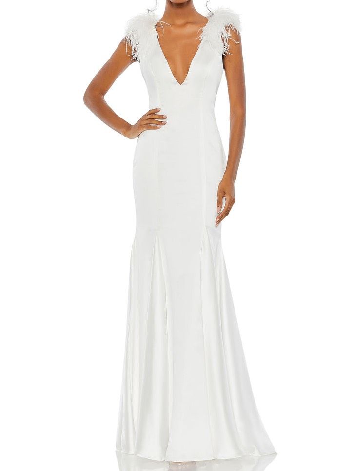 Style 68137 Mac Duggal Size 8 Wedding Plunge White Mermaid Dress on Queenly