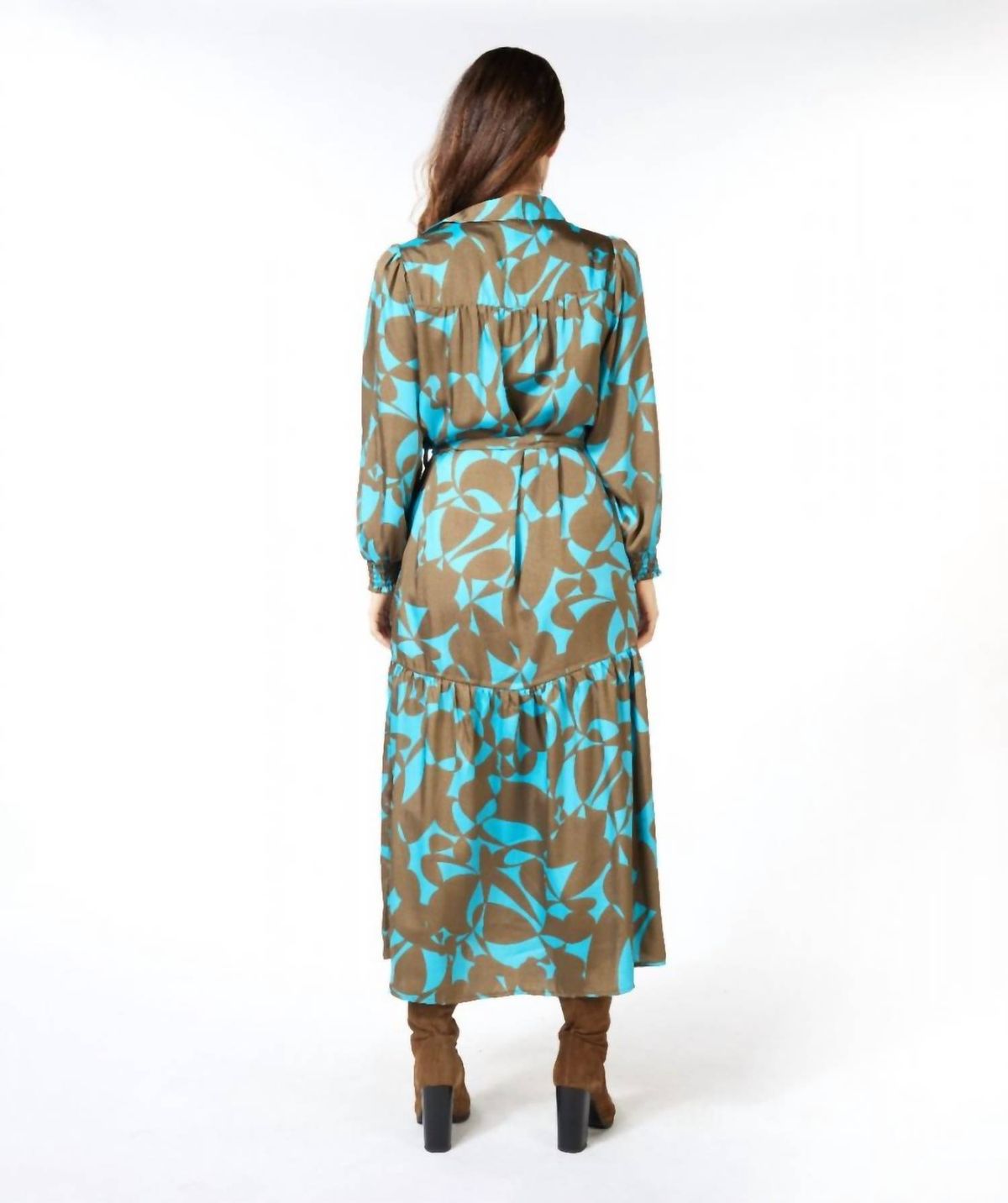 Style 1-1301837364-1901 ESQUALO Size 6 Long Sleeve Brown Floor Length Maxi on Queenly