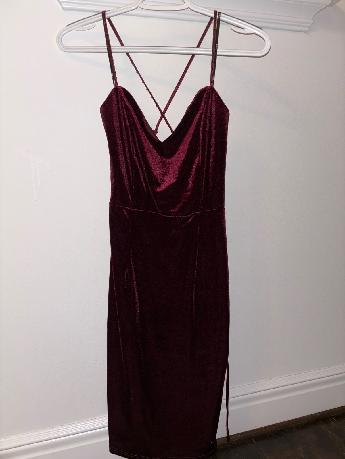 Lulus Size XS Halter Velvet Red Cocktail Dress on Queenly