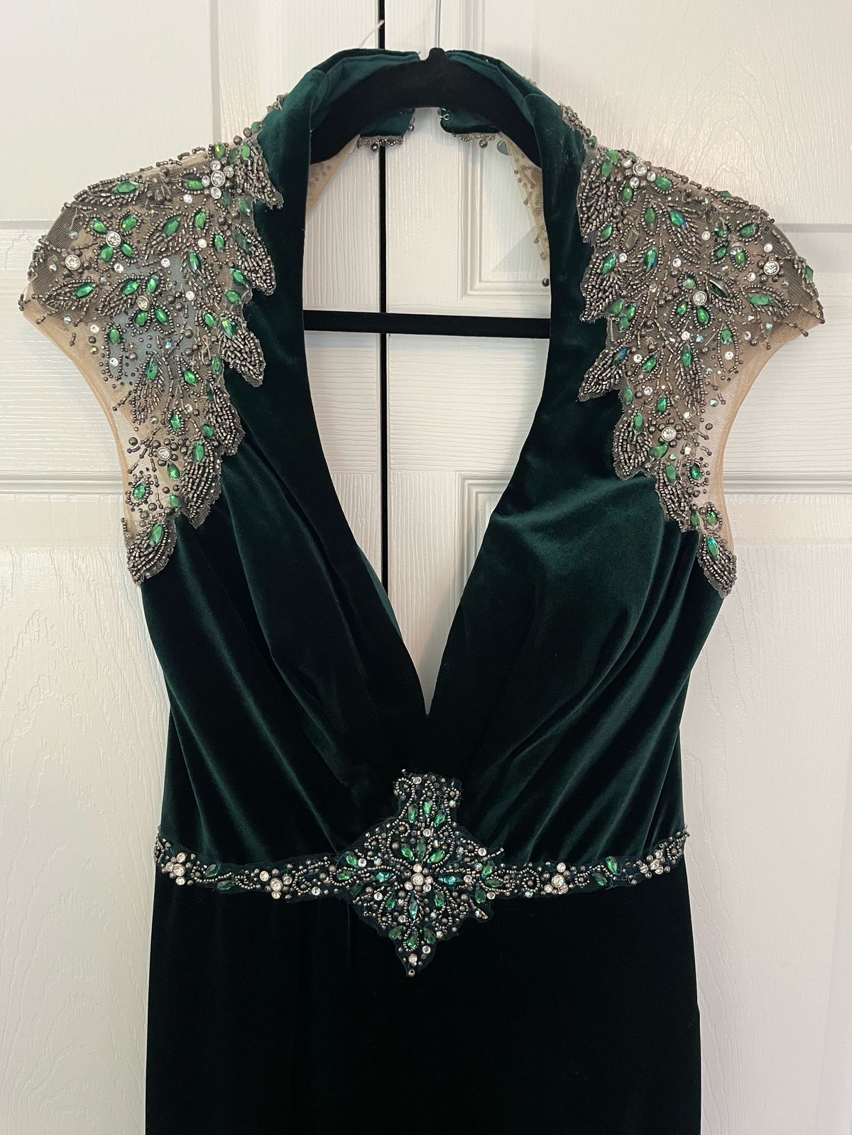 Mac Duggal Size 8 Plunge Velvet Green Side Slit Dress on Queenly