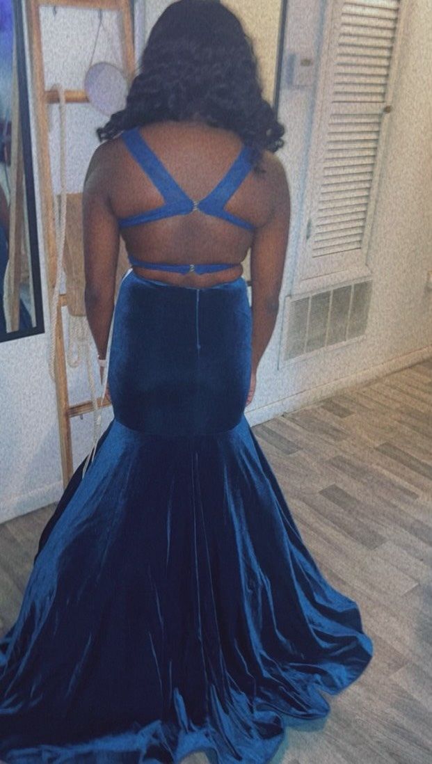 Size 8 Prom Halter Lace Blue Mermaid Dress on Queenly