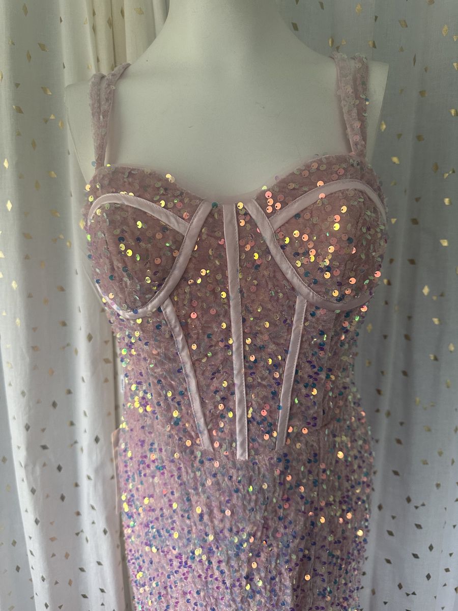 Lavetir Size 4 Prom Plunge Velvet Pink Mermaid Dress on Queenly